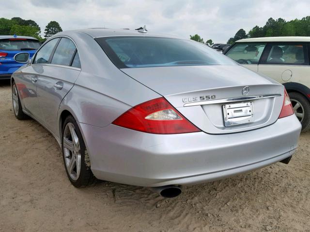 WDDDJ72XX7A089720 - 2007 MERCEDES-BENZ CLS 550 SILVER photo 3