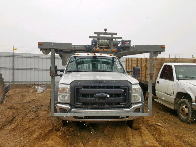 1FDUF5GY3BEA59814 - 2011 FORD F550 SUPER WHITE photo 9