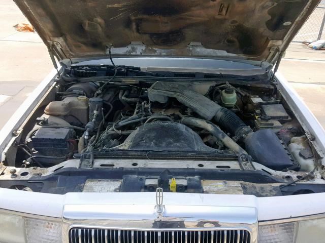 1LNLM81W0RY727751 - 1994 LINCOLN TOWN CAR WHITE photo 7