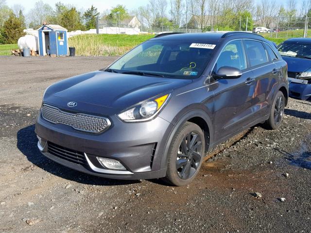 KNDCC3LC7J5133435 - 2018 KIA NIRO EX CHARCOAL photo 2