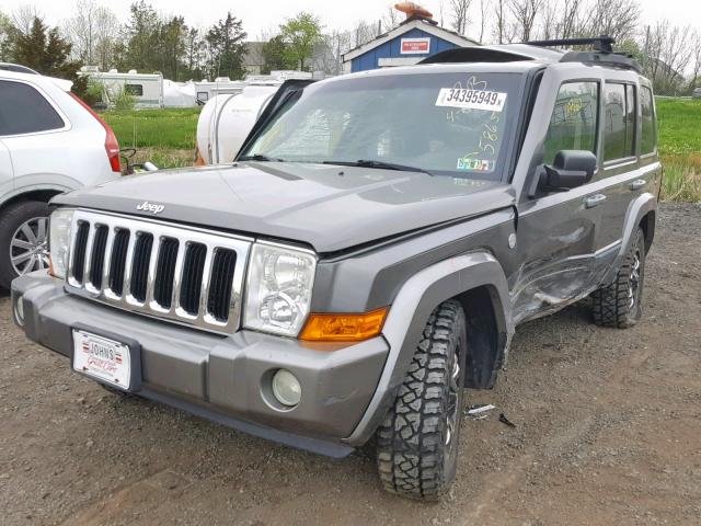 1J8HG48N98C155865 - 2008 JEEP COMMANDER GRAY photo 2