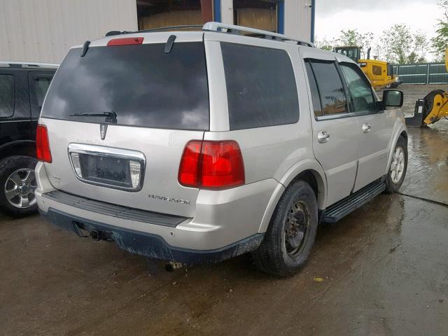 5LMFU28546LJ05456 - 2006 LINCOLN NAVIGATOR SILVER photo 4