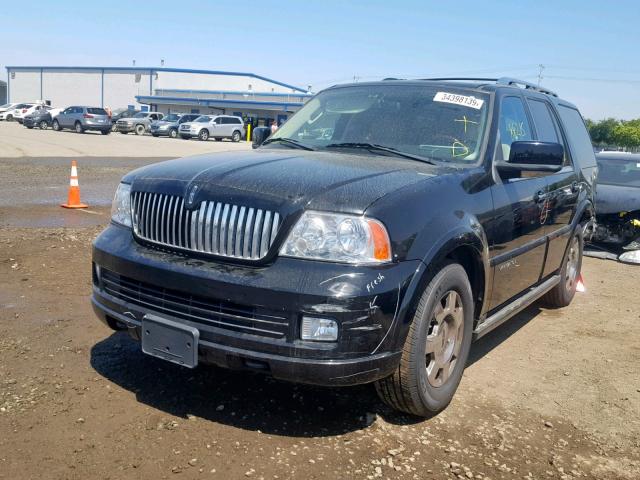 5LMFU27535LJ21728 - 2005 LINCOLN NAVIGATOR 黑色 照片 2