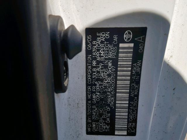 JTKDE167X60070197 - 2006 TOYOTA SCION TC WHITE photo 10