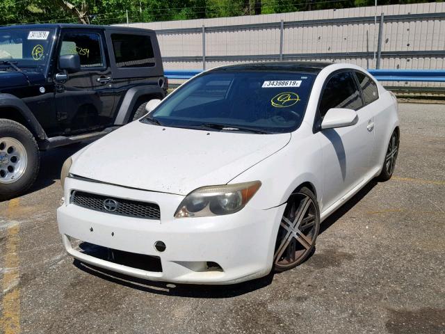 JTKDE167X60070197 - 2006 TOYOTA SCION TC WHITE photo 2