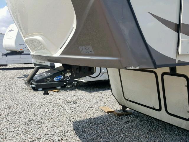 4YDF37324J4700960 - 2018 KEYSTONE MONTANA TWO TONE photo 7