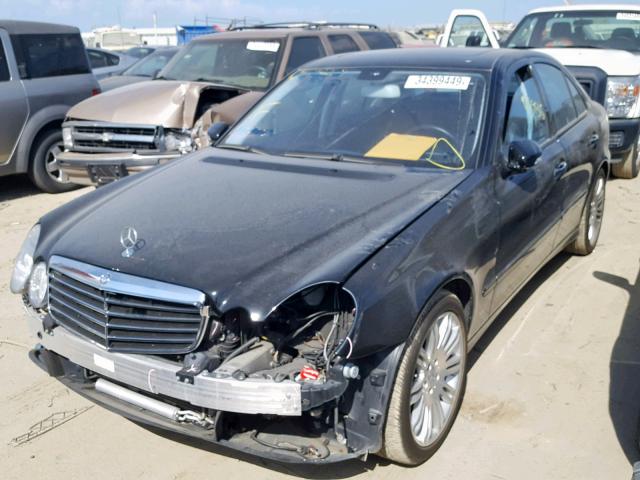 WDBUF72X07B089035 - 2007 MERCEDES-BENZ E 550 BLACK photo 2