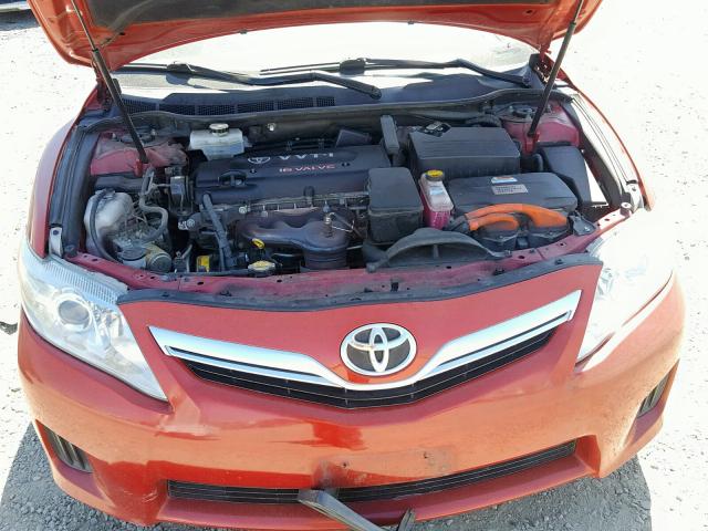 4T1BB3EK4BU131762 - 2011 TOYOTA CAMRY HYBR RED photo 7