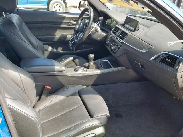 WBS1J5C53J7B61937 - 2018 BMW M2 Azul foto 5