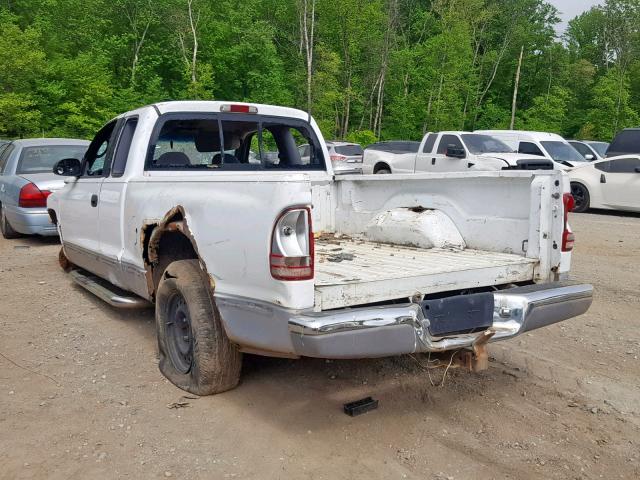 1B7GL22X0YS621153 - 2000 DODGE DAKOTA WHITE photo 3