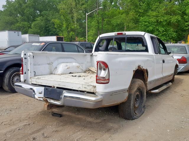 1B7GL22X0YS621153 - 2000 DODGE DAKOTA WHITE photo 4