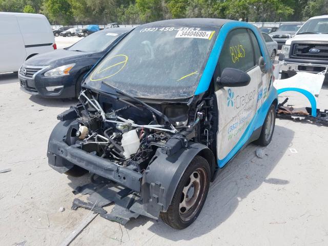 WMEEJ3BA6BK435298 - 2011 SMART FORTWO PURE  photo 2