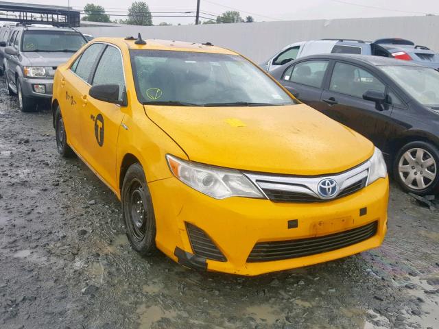 4T1BD1FK2EU100110 - 2014 TOYOTA CAMRY HYBR YELLOW photo 1