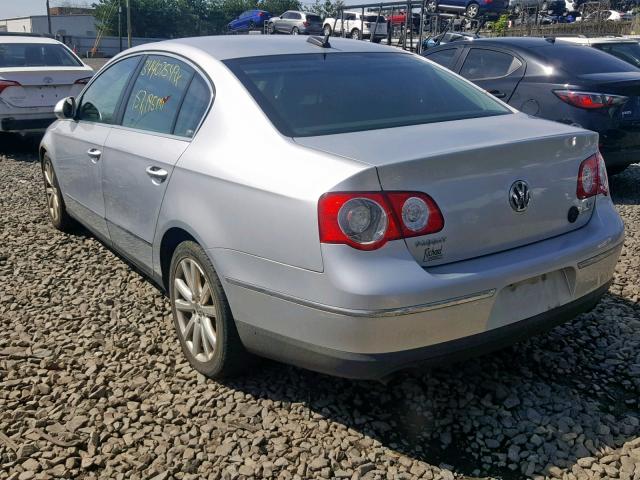 WVWFU93C06P148299 - 2006 VOLKSWAGEN PASSAT 3.6 SILVER photo 3