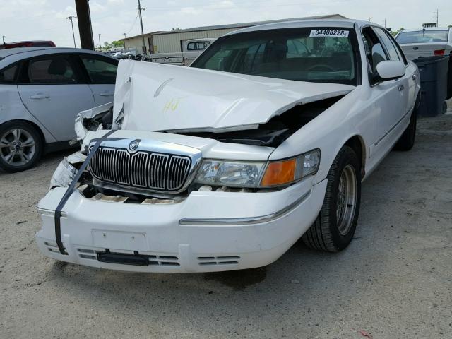 2MEFM74W6XX698811 - 1999 MERCURY GRAND MARQ WHITE photo 2