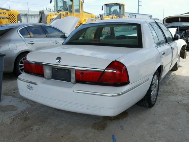 2MEFM74W6XX698811 - 1999 MERCURY GRAND MARQ WHITE photo 4