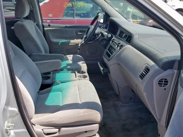 5FNRL18564B111583 - 2004 HONDA ODYSSEY LX SILVER photo 5