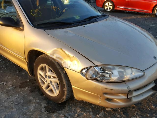 2B3HD46R2XH538615 - 1999 DODGE INTREPID GOLD photo 9