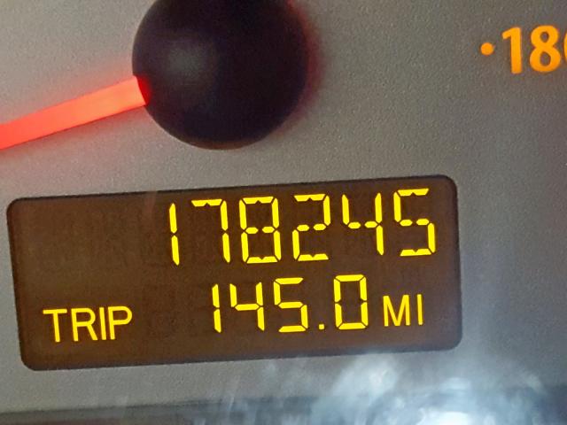 1G8AL52F64Z210396 - 2004 SATURN ION LEVEL GREEN photo 8