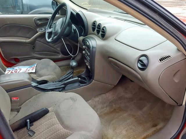 1G2NF52E64C251978 - 2004 PONTIAC GRAND AM S RED photo 5