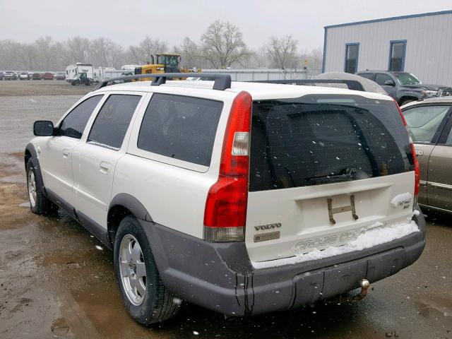 YV1SZ58D621070077 - 2002 VOLVO V70 XC WHITE photo 3