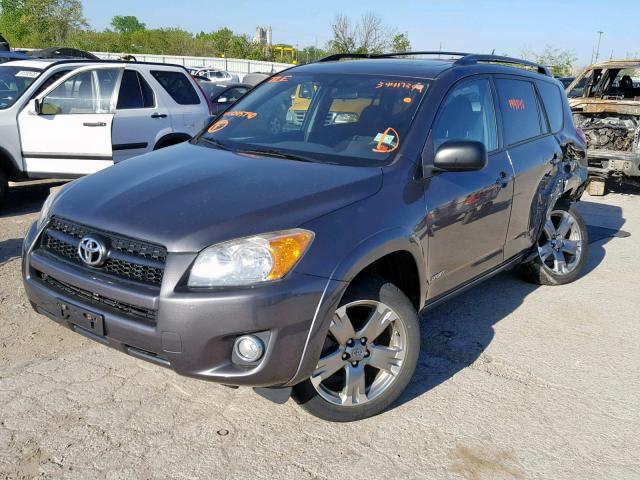 2T3WF4DV6AW045740 - 2010 TOYOTA RAV4 SPORT GRAY photo 2