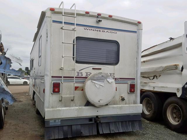 3FCMF53S7XJA35170 - 1999 WINNEBAGO MOTORHOME WHITE photo 3