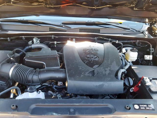 3TMCZ5AN2HM106713 - 2017 TOYOTA TACOMA DOU ნაცრისფერი ფოტო 7