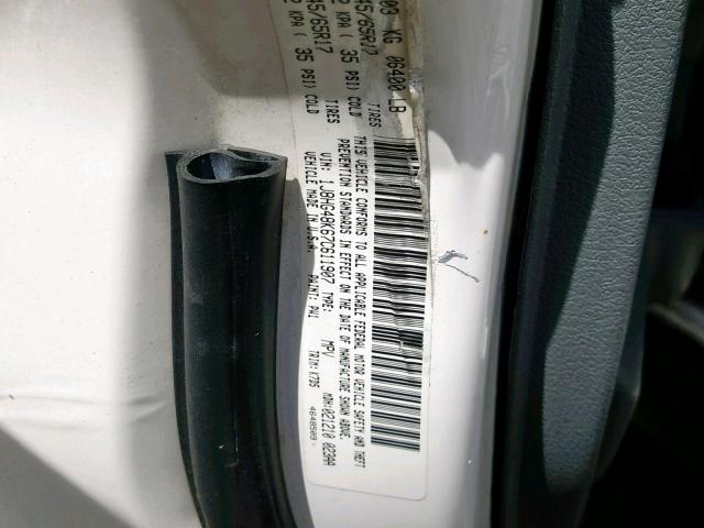 1J8HG48K67C611907 - 2007 JEEP COMMANDER WHITE photo 10