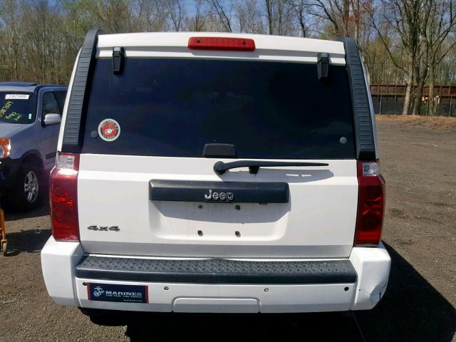 1J8HG48K67C611907 - 2007 JEEP COMMANDER WHITE photo 9