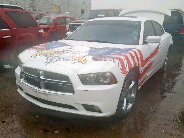 2C3CDXHG6EH330826 - 2014 DODGE CHARGER SX WHITE photo 2