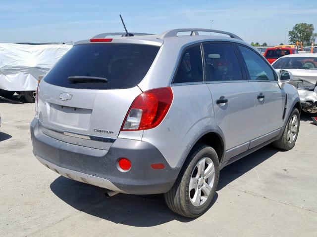 3GNAL2EK0DS621164 - 2013 CHEVROLET CAPTIVA LS SILVER photo 4