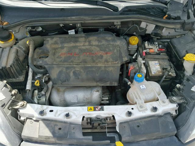 ZFBERFAB7H6E33733 - 2017 RAM PROMASTER 白色 照片 7