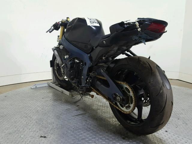 JS1GR7MA4B2102886 - 2011 SUZUKI GSX750 BLUE photo 6