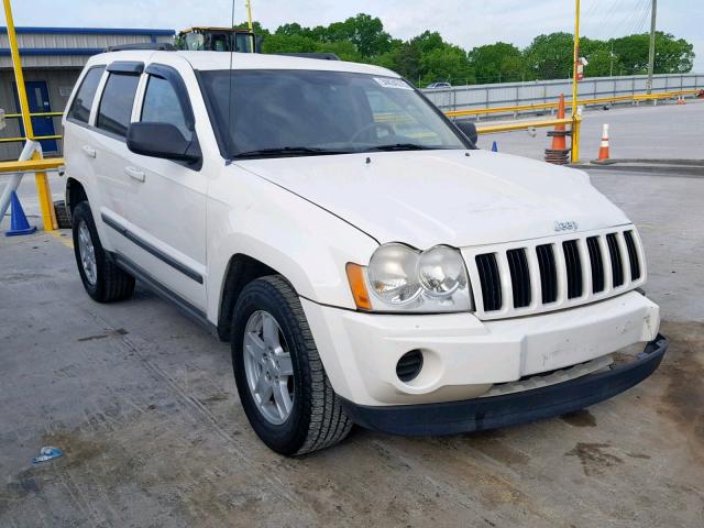 1J8HR48P67C503759 - 2007 JEEP GRAND CHER WHITE photo 1