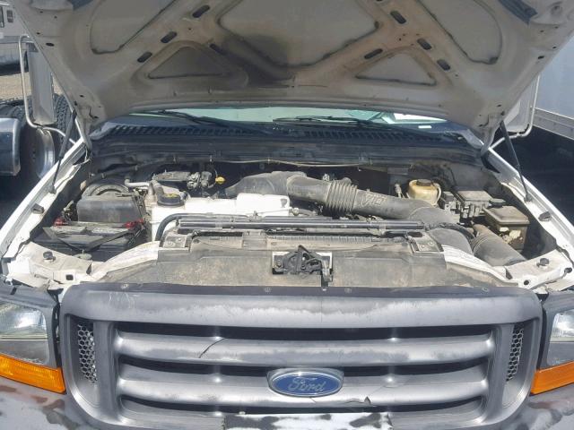 1FDAF57S6XED68764 - 1999 FORD F550 SUPER WHITE photo 7