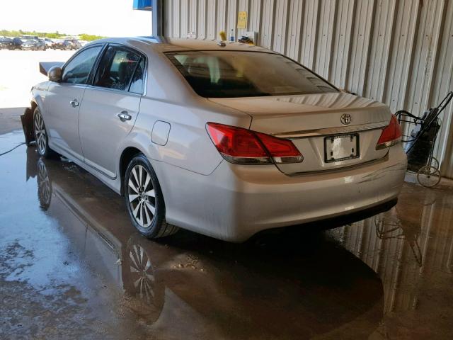 4T1BK3DB6BU382641 - 2011 TOYOTA AVALON BAS GRAY photo 3