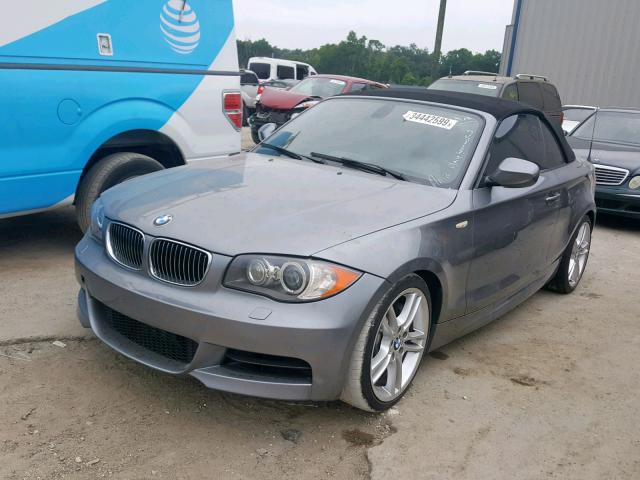 WBAUN7C55BVM25249 - 2011 BMW 135 I GRAY photo 2