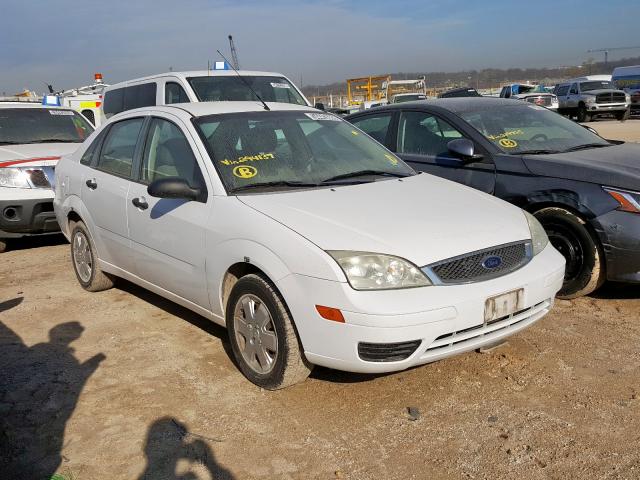 1FAHP34NX7W294137 - 2007 FORD FOCUS ZX4  photo 1