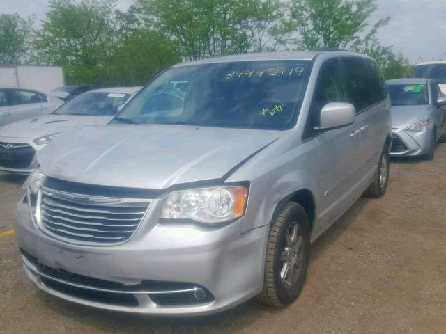 2C4RC1BG2CR344793 - 2012 CHRYSLER TOWN & COU SILVER photo 2