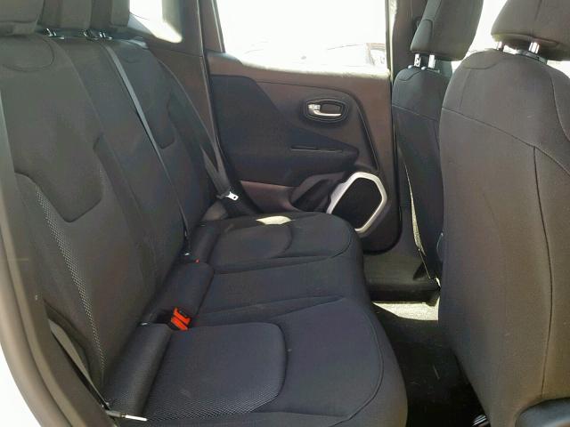 ZACCJBAH9JPH35260 - 2018 JEEP RENEGADE S WHITE photo 6