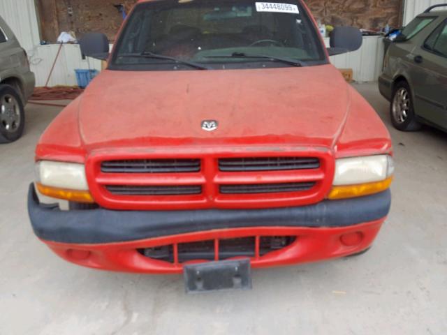 1B7GL2AX4YS603658 - 2000 DODGE DAKOTA QUA RED photo 9