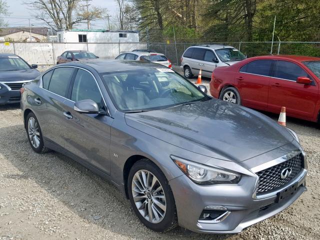 JN1EV7AR8JM437626 - 2018 INFINITI Q50 LUXE GRAY photo 1