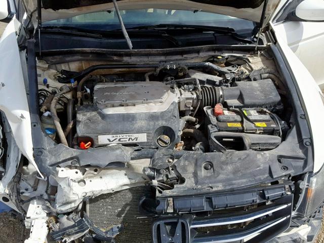 1HGCP3F84BA005899 - 2011 HONDA ACCORD EXL WHITE photo 7