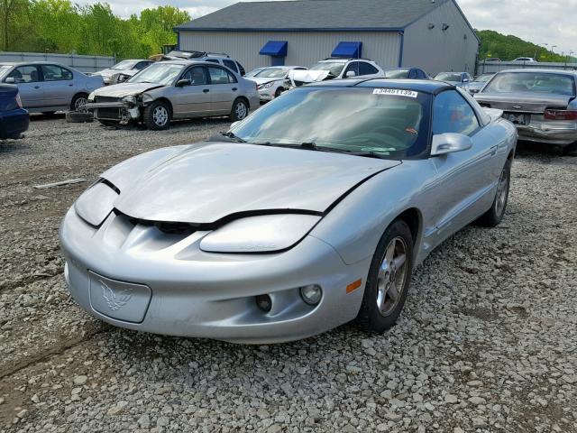 2G2FV22G6W2206405 - 1998 PONTIAC FIREBIRD F SILVER photo 2