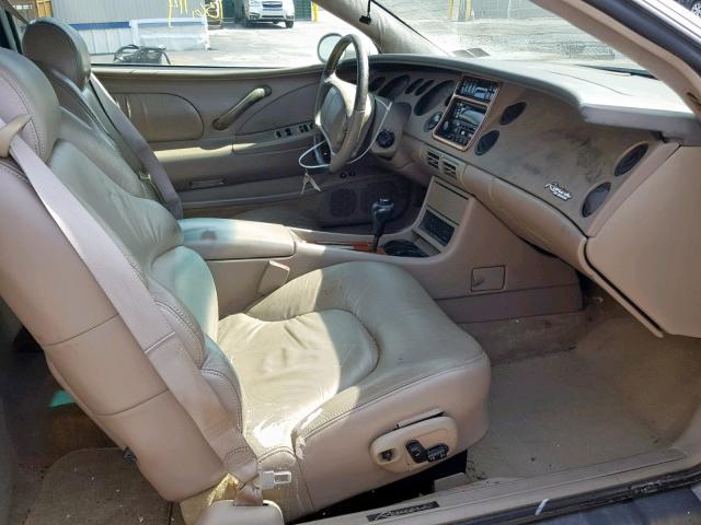 1G4GD2215W4704406 - 1998 BUICK RIVIERA SILVER photo 5