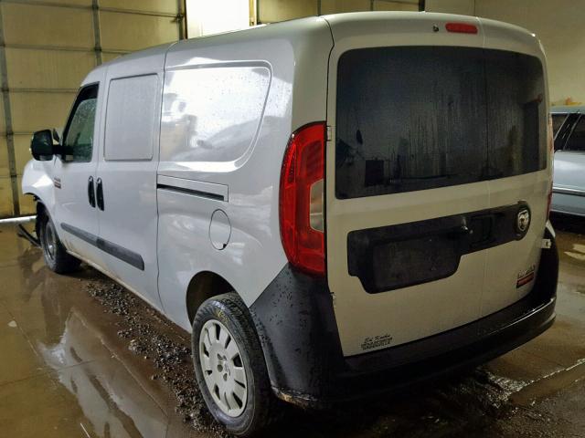 ZFBERFAT8F6A86256 - 2015 RAM PROMASTER 银色 照片 3