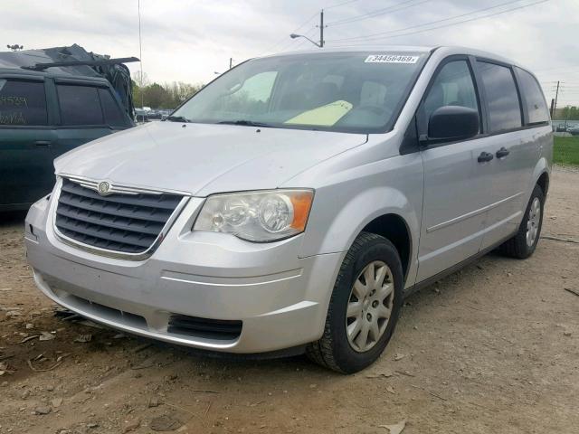 2A8HR44HX8R748653 - 2008 CHRYSLER TOWN & COU SILVER photo 2