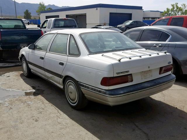 1FABP52U8KG185867 - 1989 FORD TAURUS GL WHITE photo 3