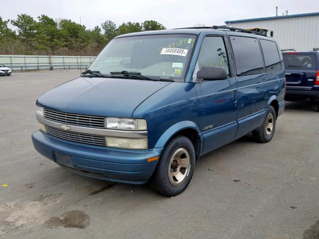 1GNDM19WX1B137608 - 2001 CHEVROLET ASTRO GREEN photo 2